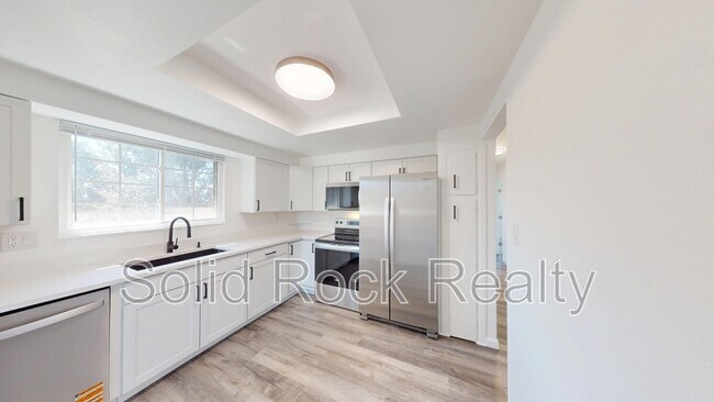 Photo - 7336 Franconia Dr