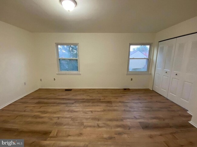 Photo - 14 Vienna Ct