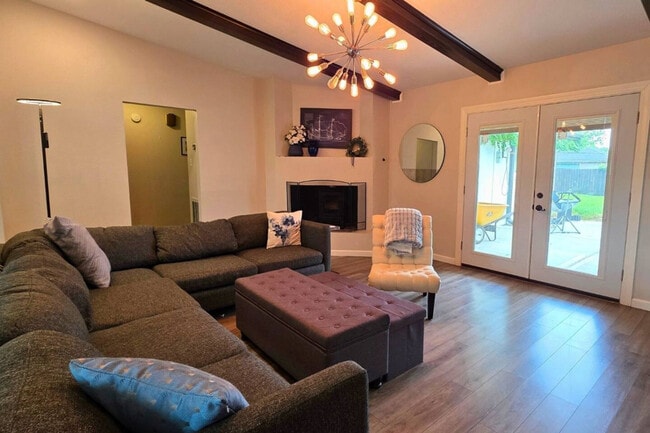 Building Photo - 1810 San Sebastian Ln Unit SI ID1521758P
