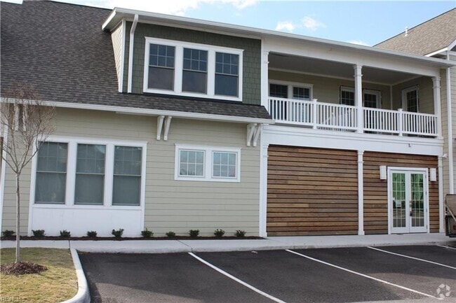 Building Photo - DON'T MISS THIS ADORABLE TWO BEDROOM CLOSE... Unit 202 Rental