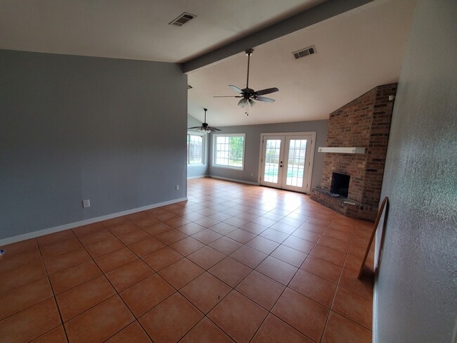 Photo - 1595 S Louisiana Ave