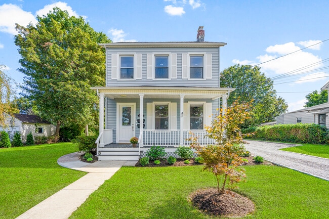 Photo - 521 Jefferson Ave