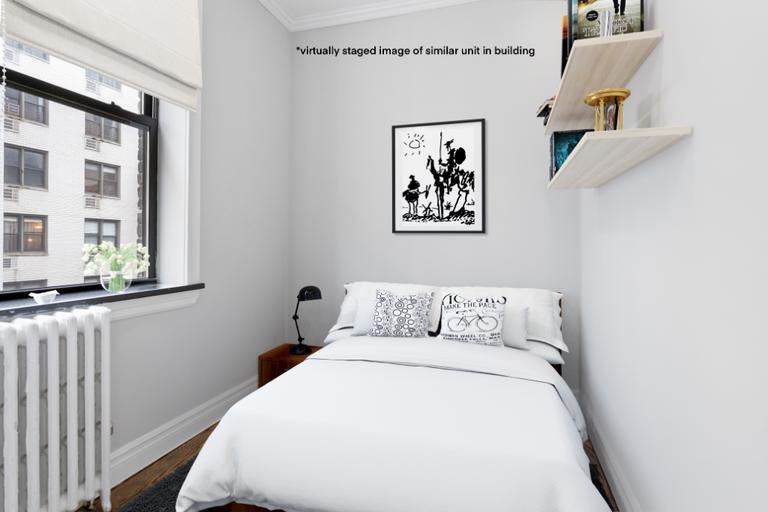 Photo - 326 E 35th St Unit 21