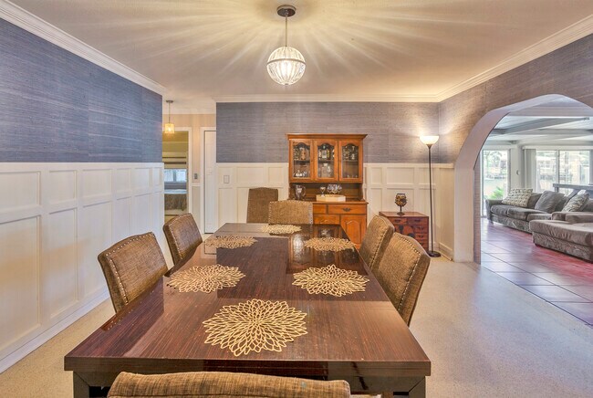 Photo - 3911 Americana Dr