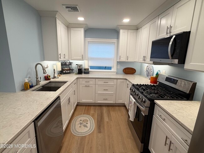 Photo - 408 13th Ave