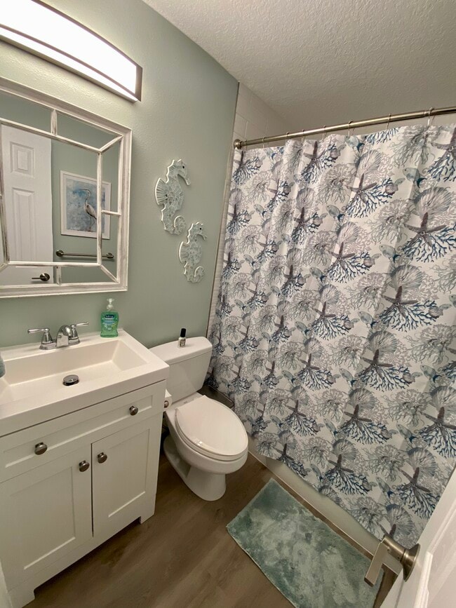 299 E Central Blvd