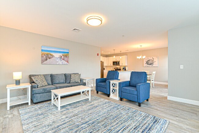 Photo - WINTER RENTAL Gorgeous 2 bedroom very spacious condo at the Riviera Unit 205