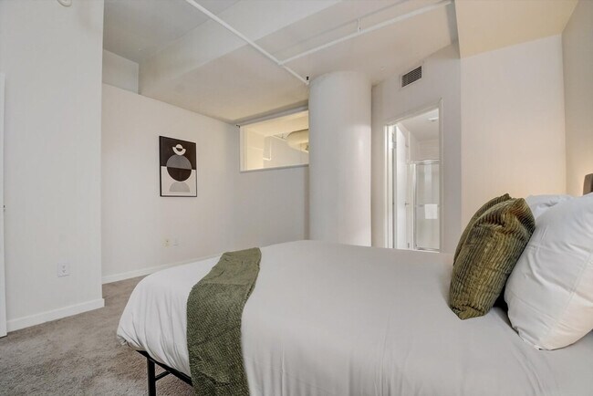 Photo - 50 N Illinois St Unidad ID1014584P