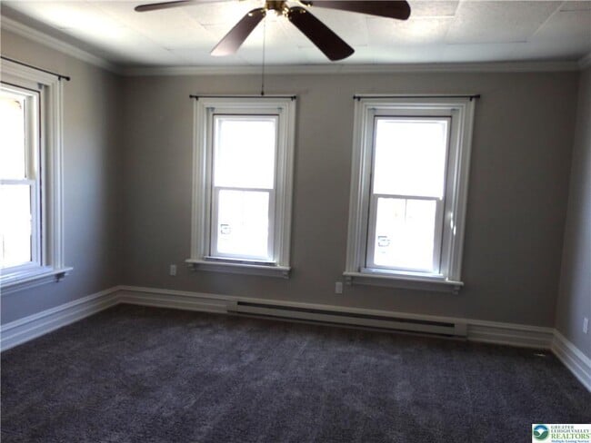 Photo - 33 N Hellertown Ave Unit A