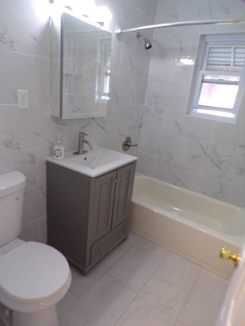 Photo - 3244 Mickle Ave House