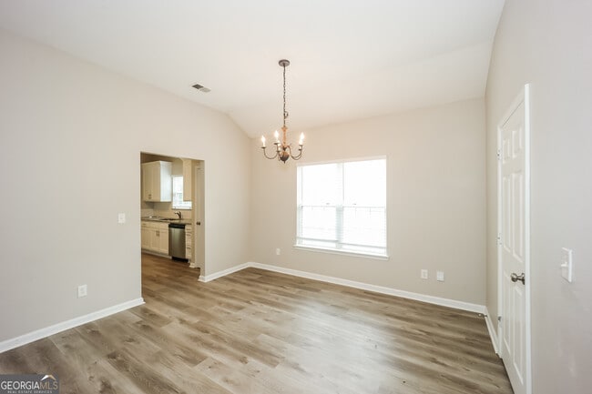 Photo - 5517 Jerome Rd