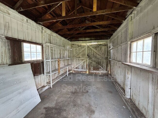 Photo - 123 N Miami St