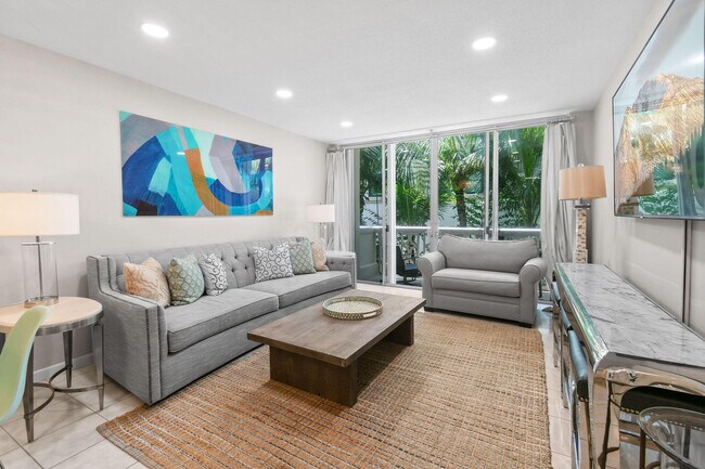 Photo - 227 Brazilian Ave Unidad 2h