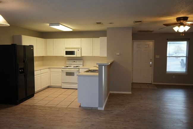 Photo - 412 Kline Ave Unit 412 Kline Ave # 2