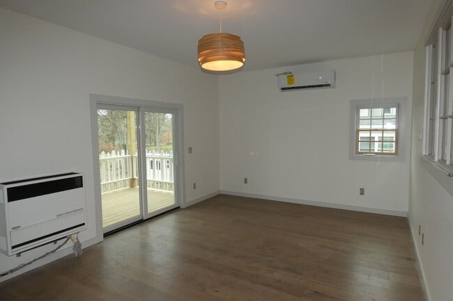 Photo - Wisteria, LLC Unit B