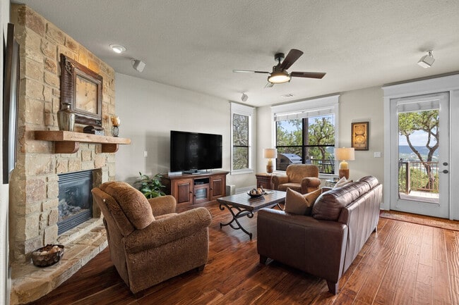 Photo - 18024 Edgewood Way Unit SI ID1521783P