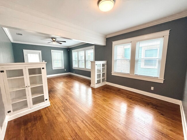 Photo - 2BR Home with Sunroom & Extended Driveway