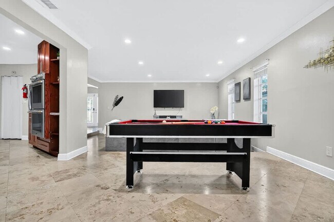 Photo - 2423 NE 202nd St Unit ID1372367P