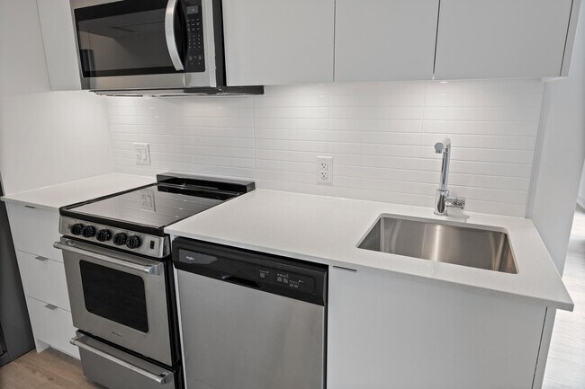 Photo - 480 Wilson Ave Unit 1