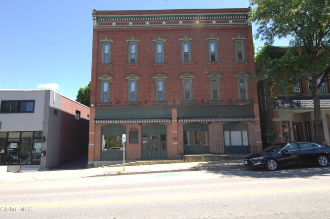 Building Photo - 128 Milton Ave Unit Apt. 7