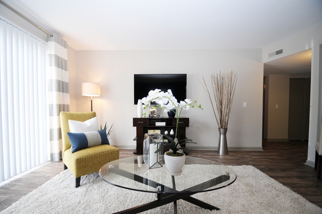 Cabana Apartments