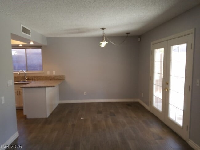 Photo - 7147 Abbeyville Dr