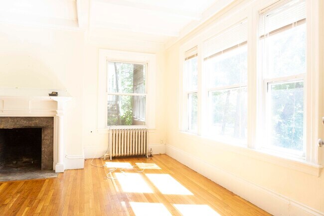 Photo - 1789 Commonwealth Ave Unit 1