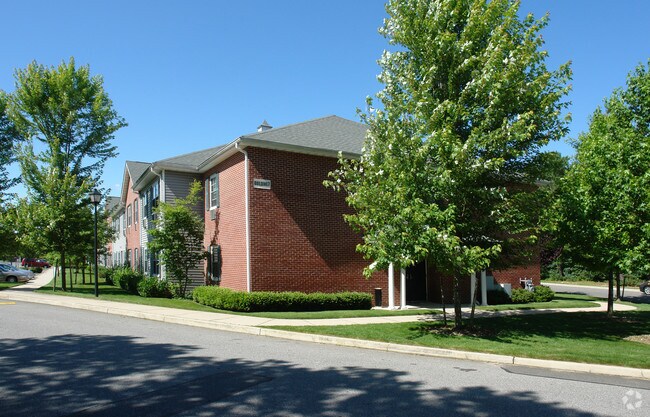 Photo - Broadway West Apartments