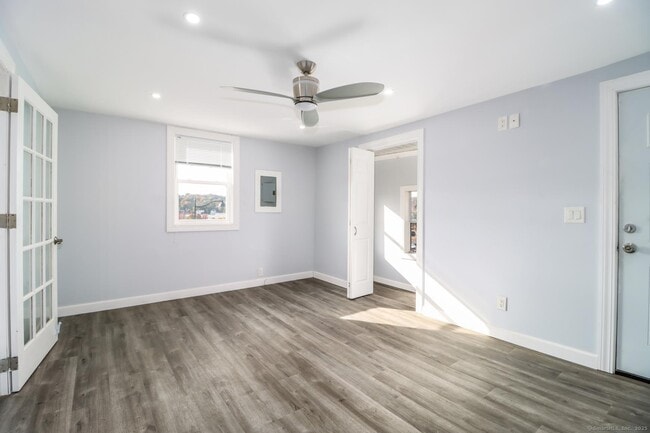 Photo - 15 Minerva St