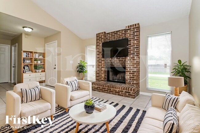 Photo - 1415 Marigold Dr