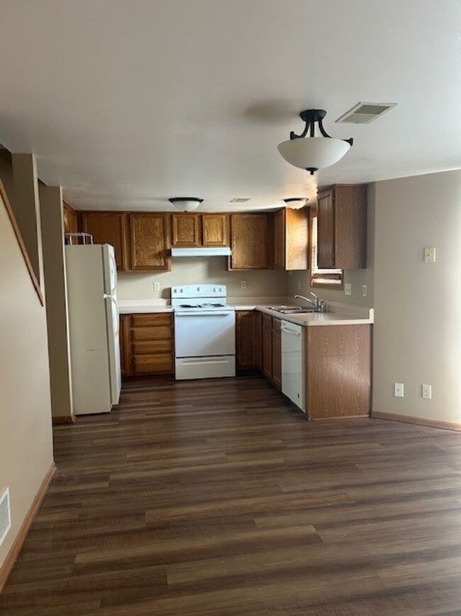 4 Unit at 5309-5315 45th Street.