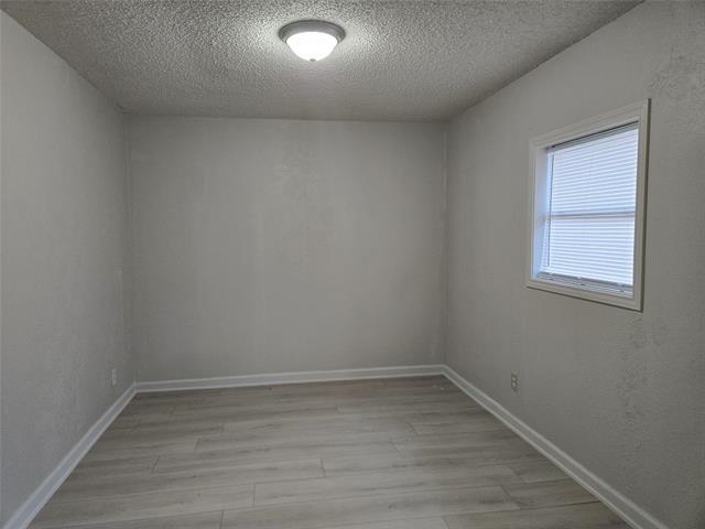 Photo - 1617 Meridian Way