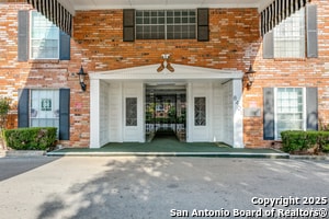 Building Photo - 8401 N New Braunfels Ave Unit 343 A Rental