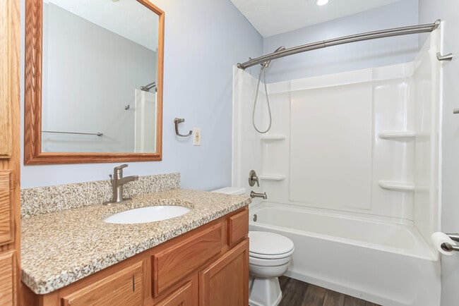 Photo - 8067 Buckland Dr