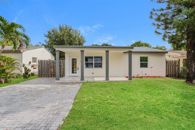 Photo - 1520 NW 1st Ave House