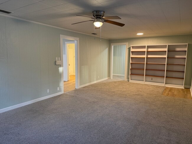 5538 Gunn Rd Unit A
