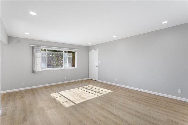 Photo - 1332 High St Unidad 1332 High St #D