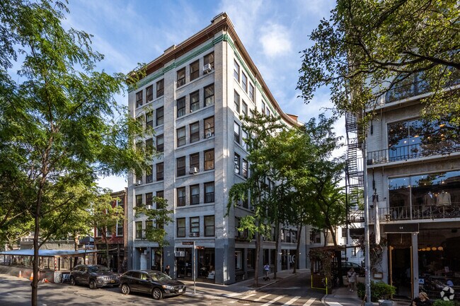 Esquina noroeste - 10 Christopher St