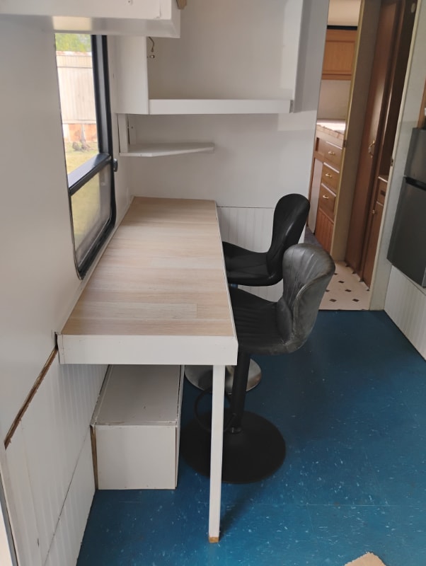 Building Photo - 132 NW Deer Run Gln