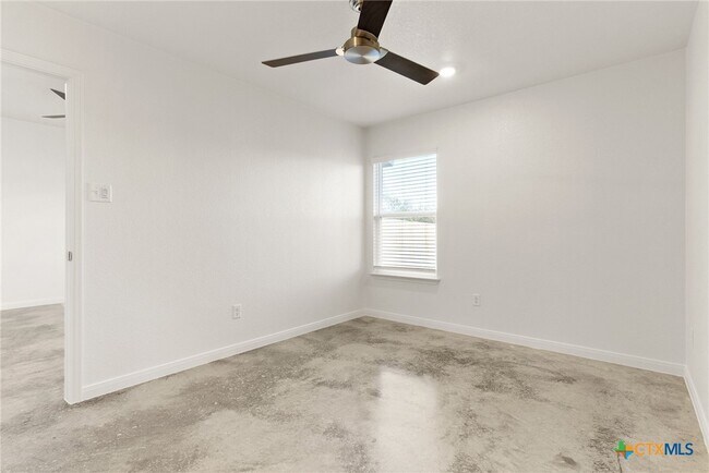 Photo - 808 Wax Myrtle Ct