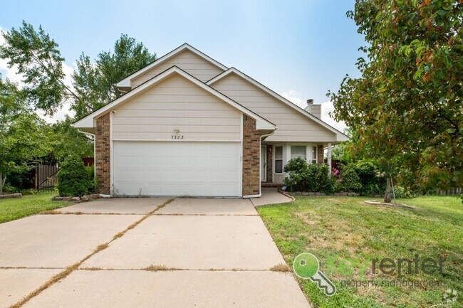 Building Photo - 3 Bedroom | 3 Bathroom - Ready to Entertai... Rental