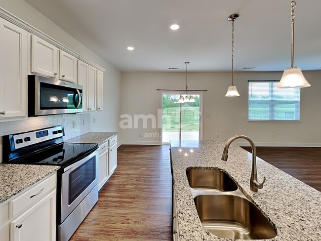 Photo - 608 Drema Ct