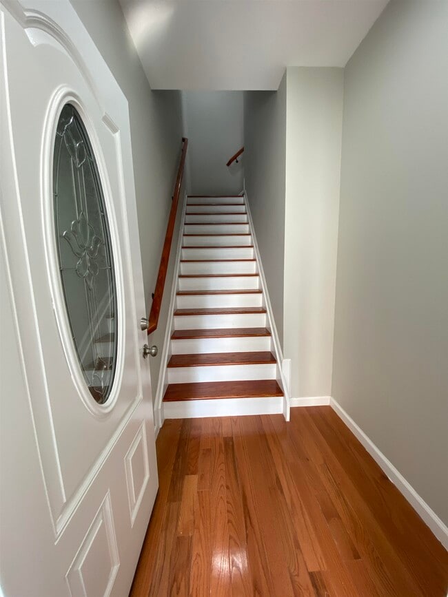 Photo - 176 Avenue F Unit 2