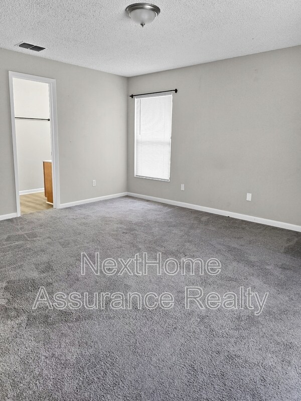 Photo - 5548 Greatpine Ln N