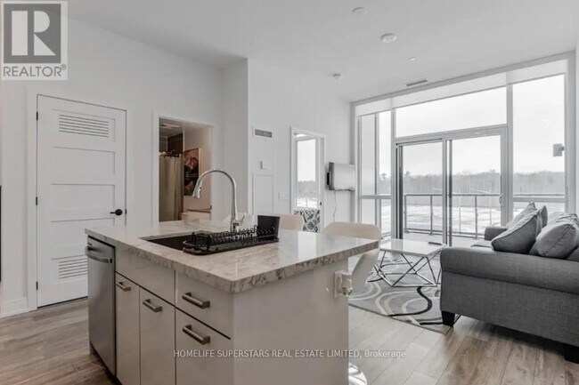 Photo - 415 Sea Ray Ave Unité 407