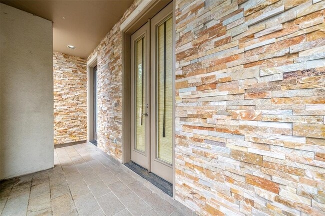 Photo - 194 Harvard St