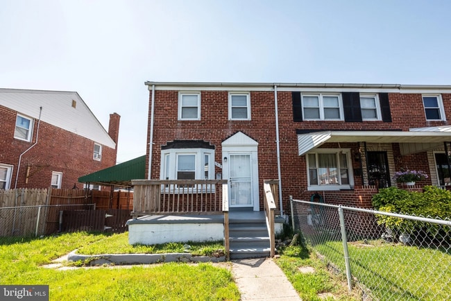 1912 FRAMES - 1912 FRAMES Townhome
