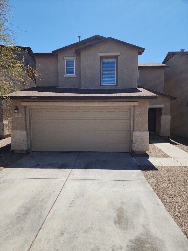 3 Bedroom 2 Bath 2 Story Home - Cortaro F... - 3 Bedroom 2 Bath 2 Story Home  - Cortaro F...