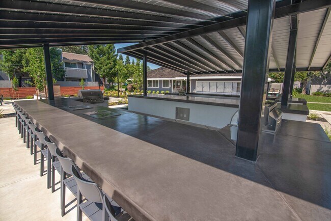 Willow Grove Apartments