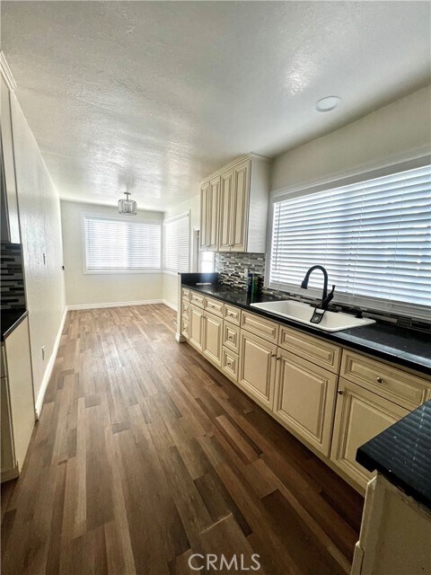 Photo - 2149 Greenfield Ave
